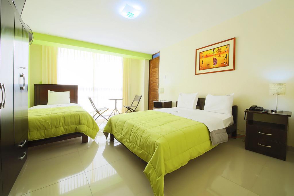 Hostal Florida Chiclayo Esterno foto