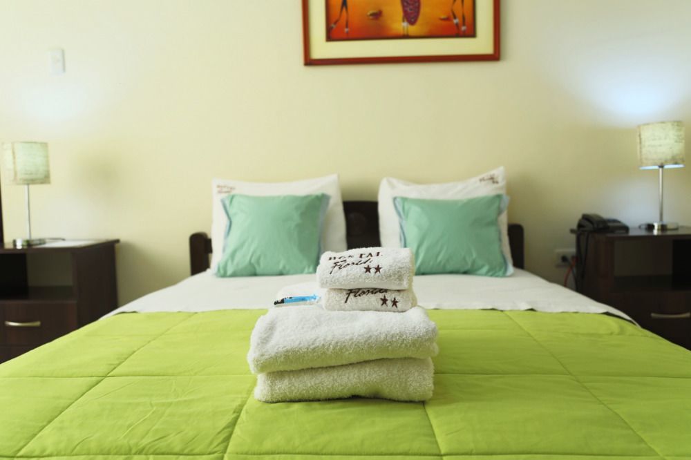 Hostal Florida Chiclayo Esterno foto