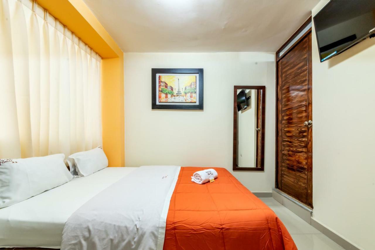 Hostal Florida Chiclayo Esterno foto